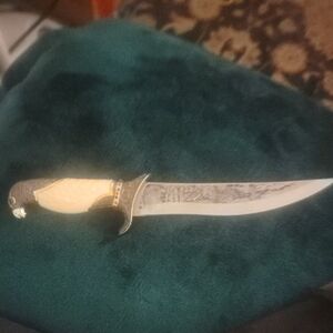 Intricately Designed  Stainless Steel Eagle  Knife with Cream Handle